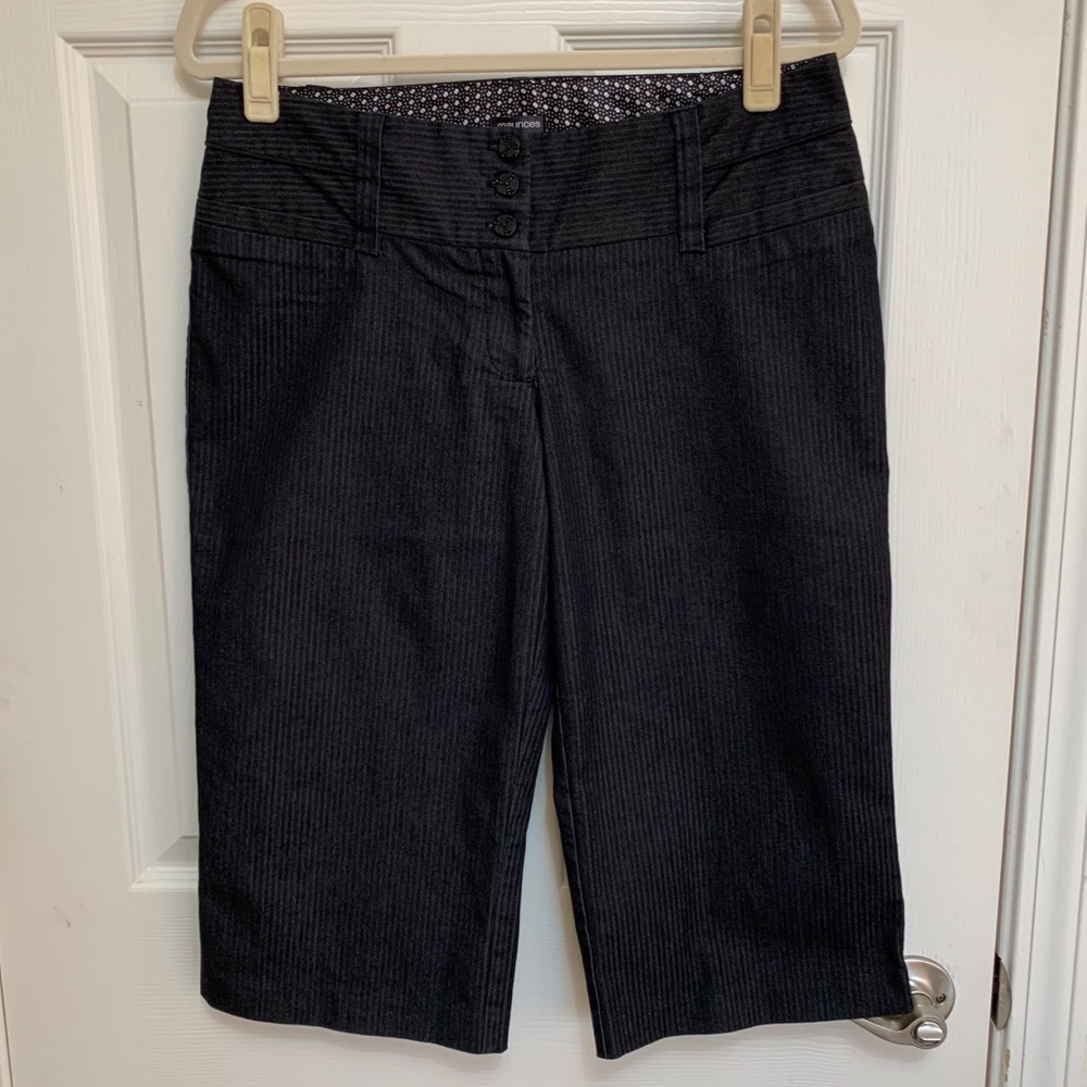 Maurices Bermuda Dress Shorts, Black Pinstripe, long, NWOT, Junior size 5 - Picture 10 of 11